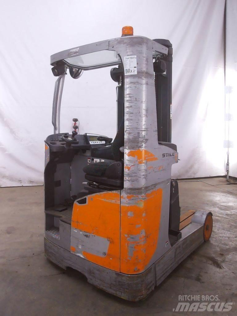 Still FM-X20 Skyvemasttruck