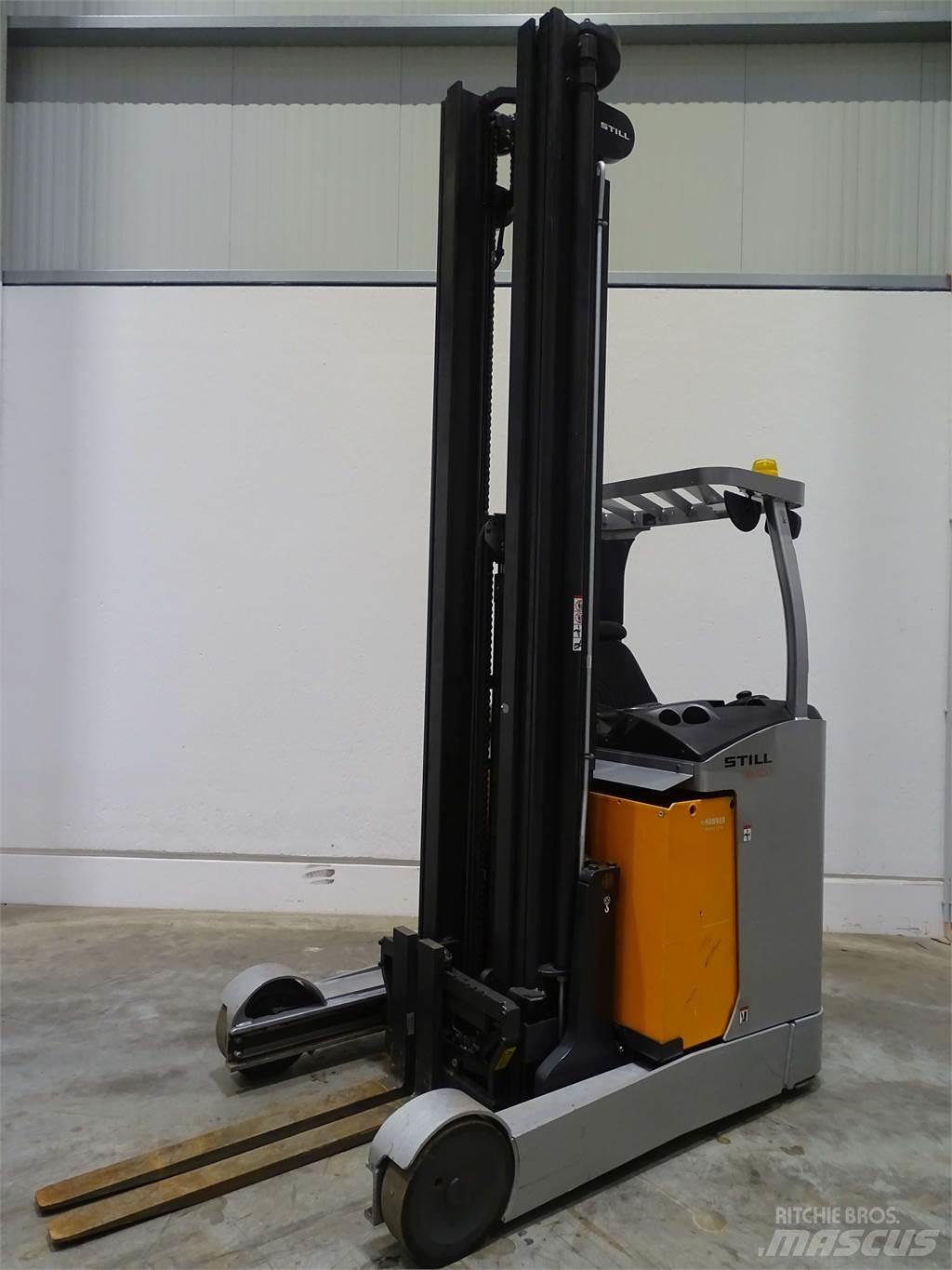 Still FM-X20 Skyvemasttruck