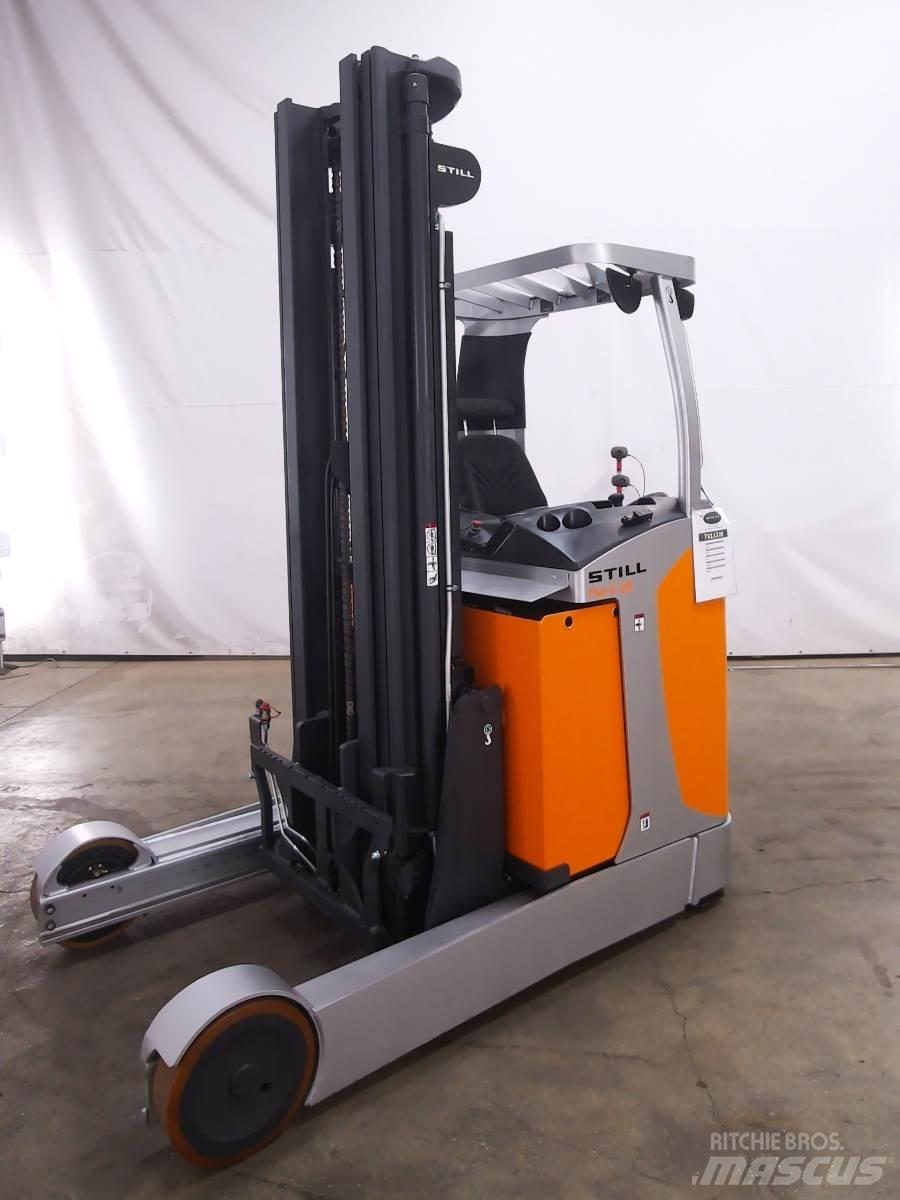 Still FM-X25 Skyvemasttruck