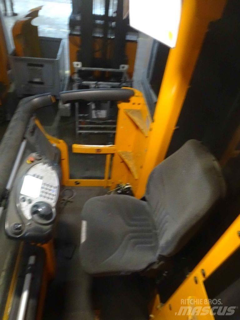 Still MX-X Høytløftende plukketruck