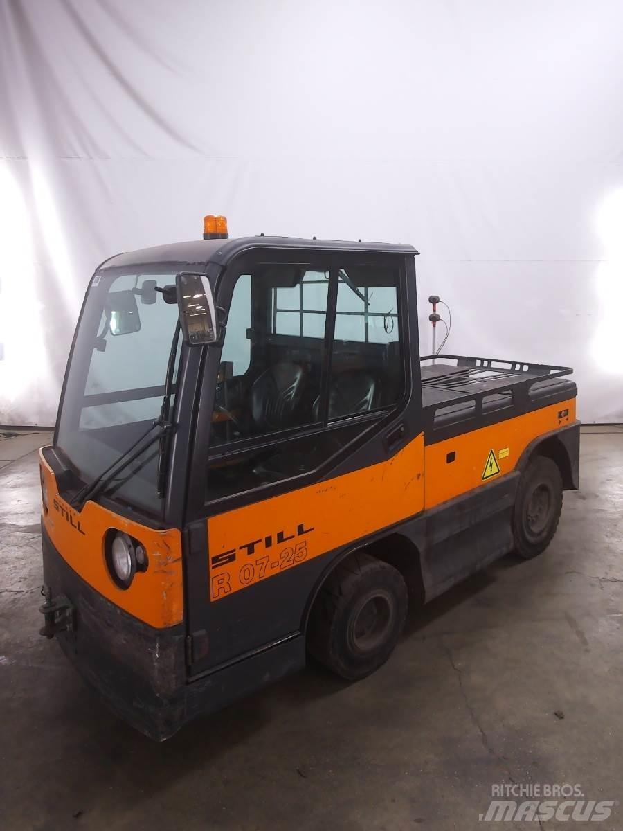 Still R07-25 Tauetraktor