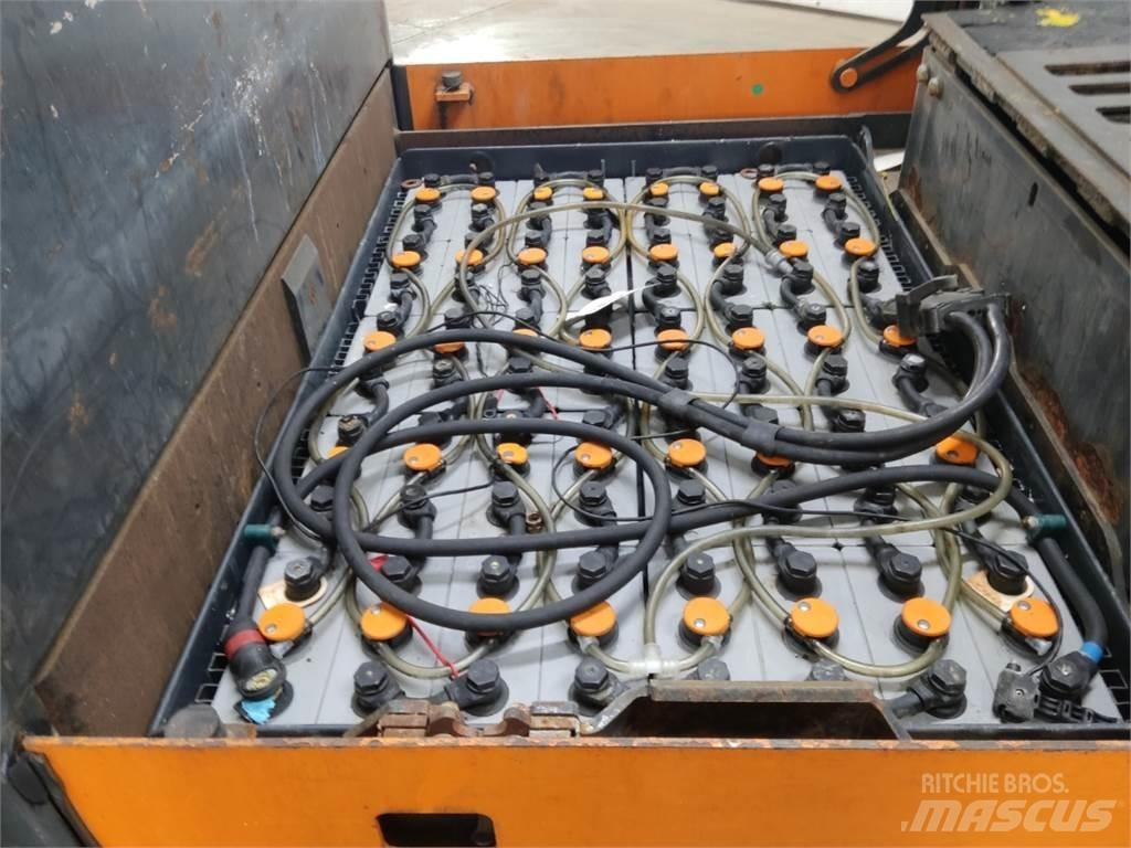 Still R07-25 Tauetraktor