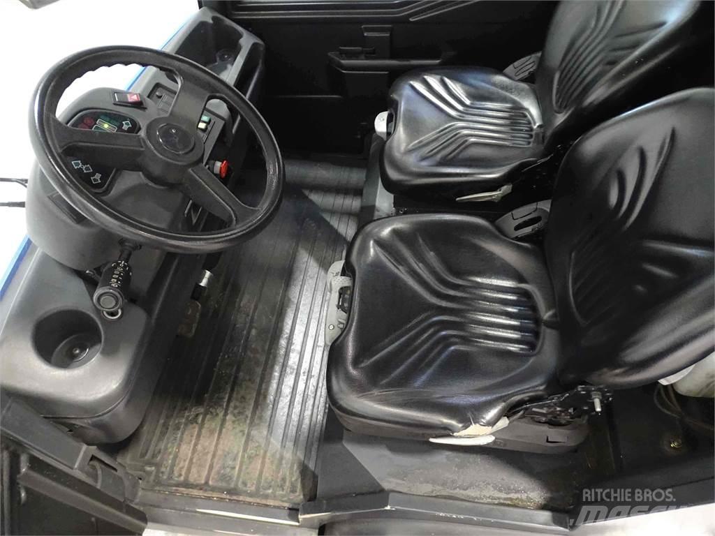 Still R07-25 Tauetraktor