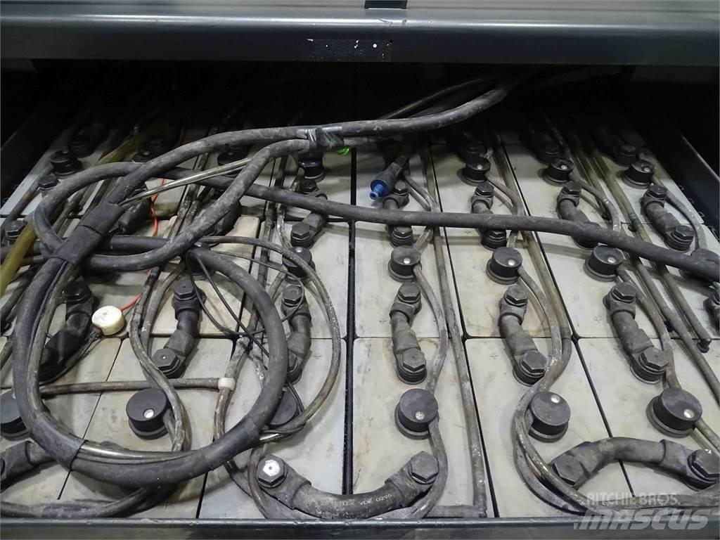 Still R07-25 Tauetraktor