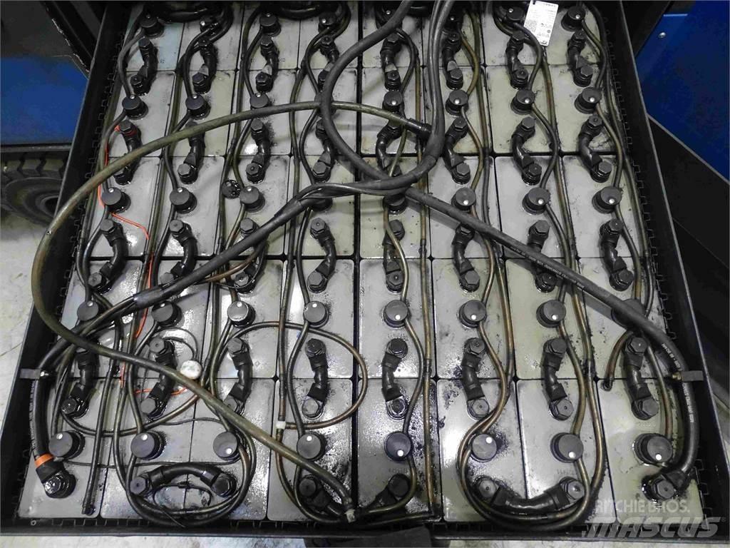 Still R07-25 Tauetraktor