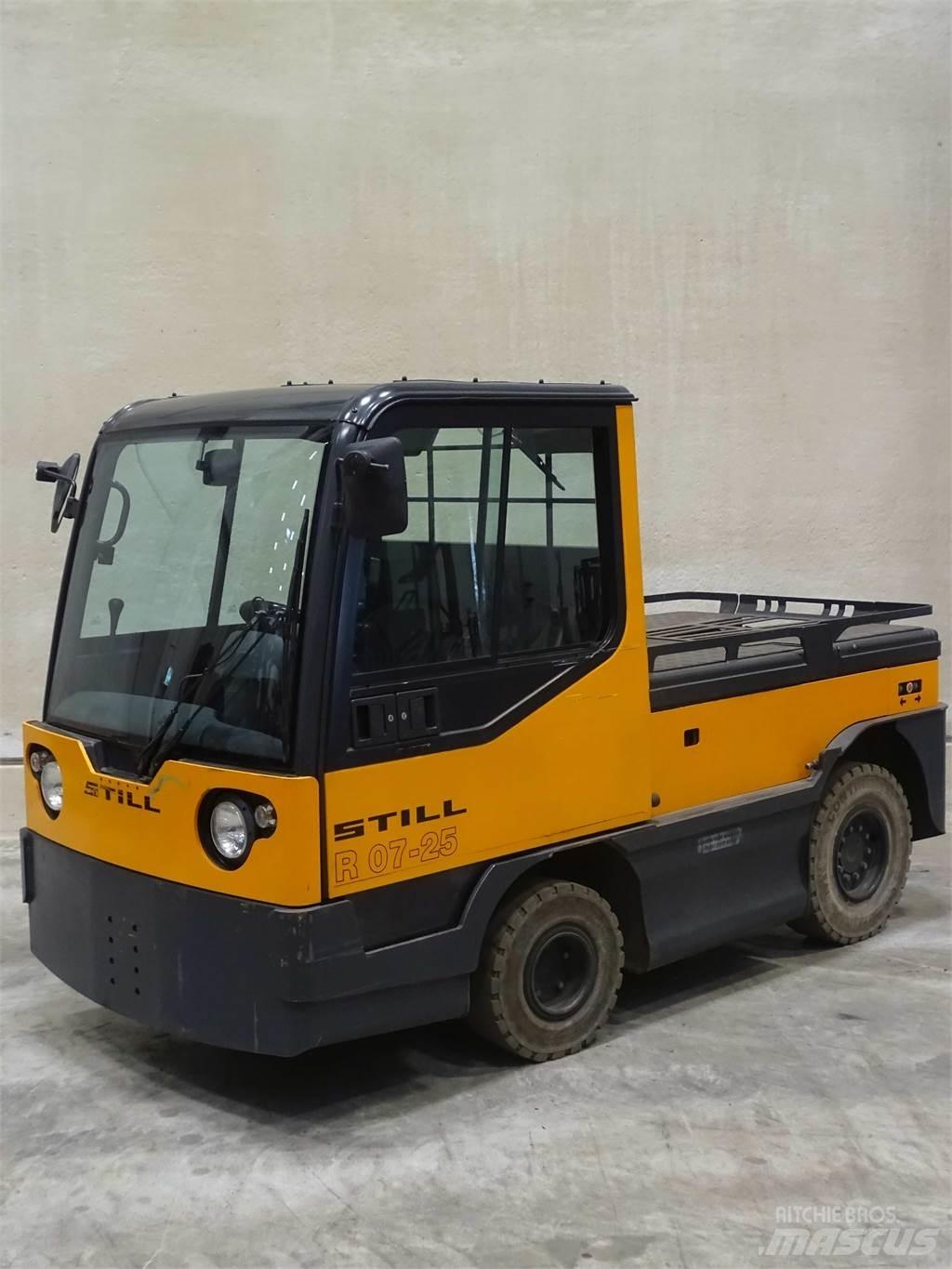 Still R07-25 Tauetraktor