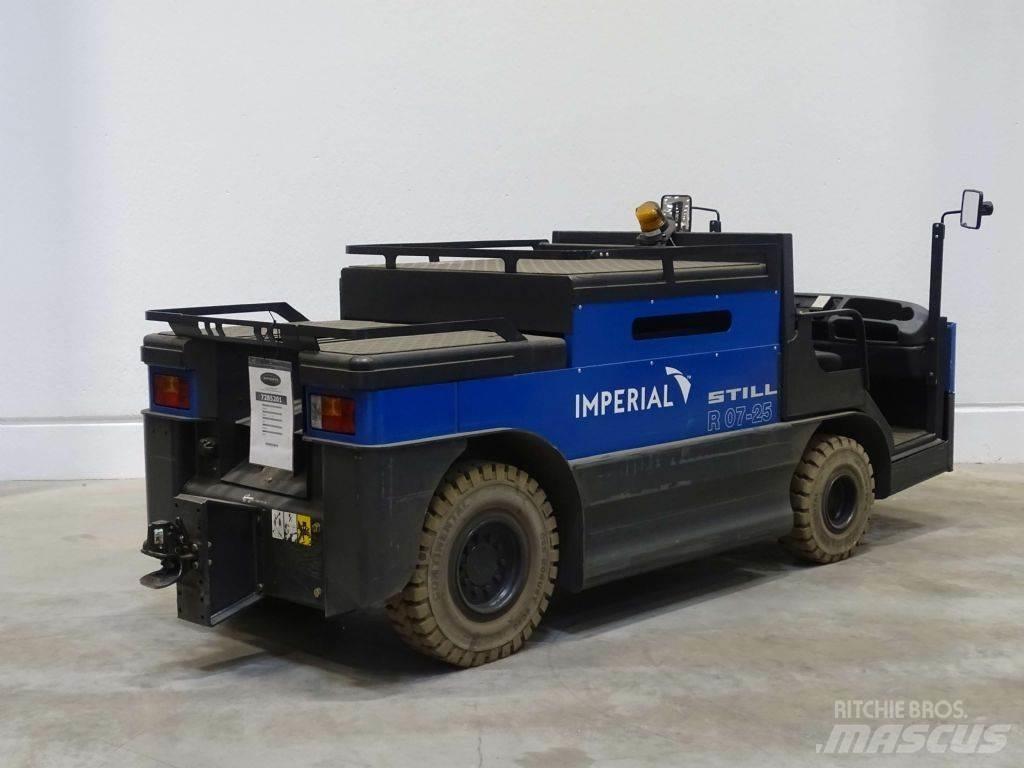 Still R07-25L Tauetraktor