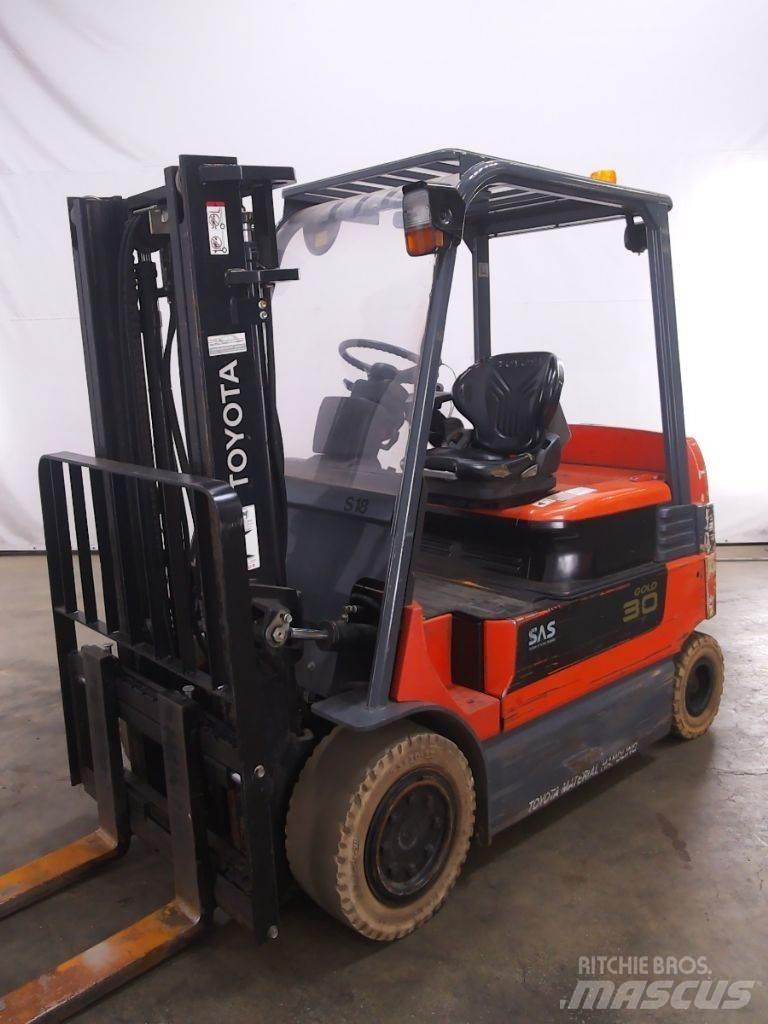 Toyota 7FBMF30 Elektriske trucker
