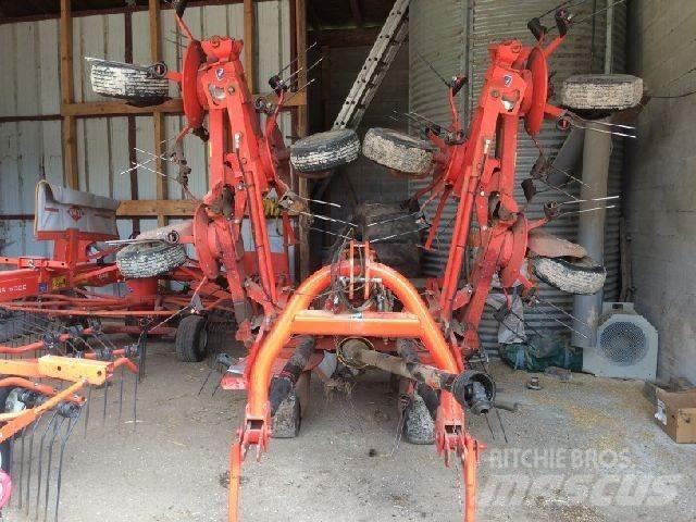 Kuhn GF 7702 Raker og høyvendere