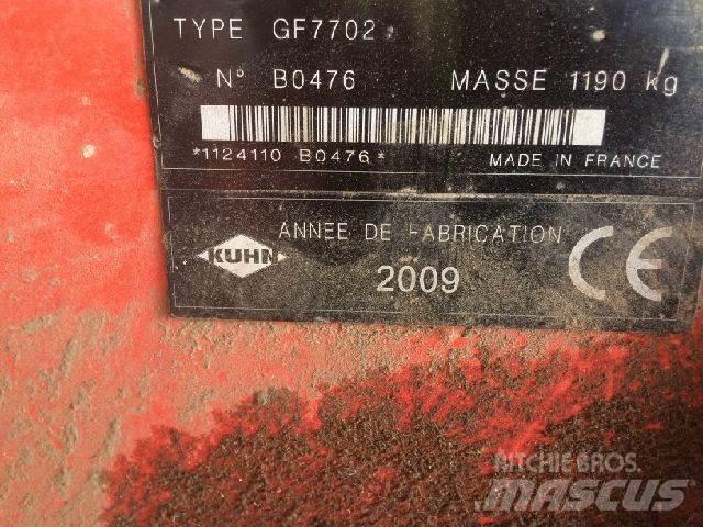Kuhn GF 7702 Raker og høyvendere