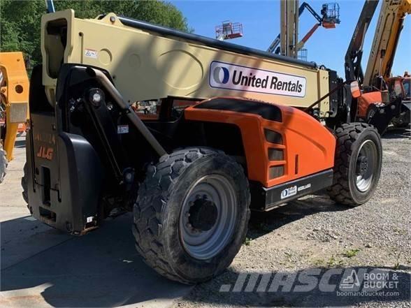 JLG 1055 Teleskoplastere