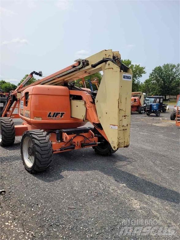 JLG 600AJ Leddede bomlifter