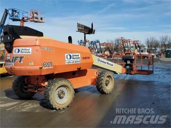 JLG 600S Teleskop bomlifter
