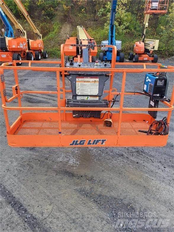JLG 860SJ Teleskop bomlifter