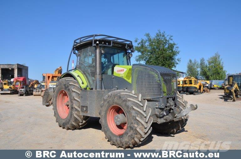 CLAAS Axion 870 Traktorer