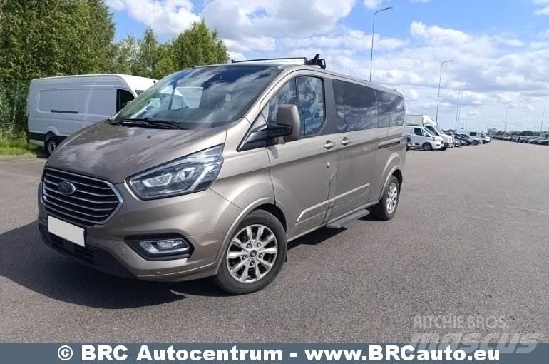 Ford Tourneo Custom Minibusser