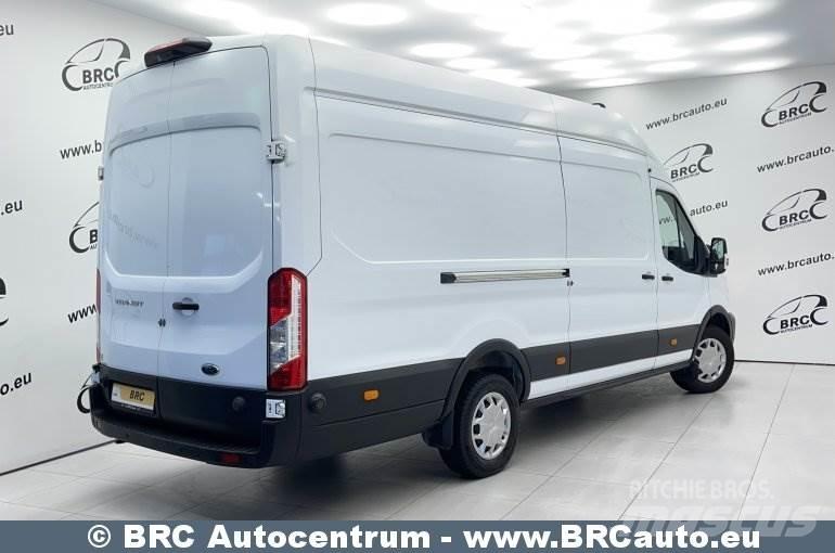 Ford Transit Lette lastebiler