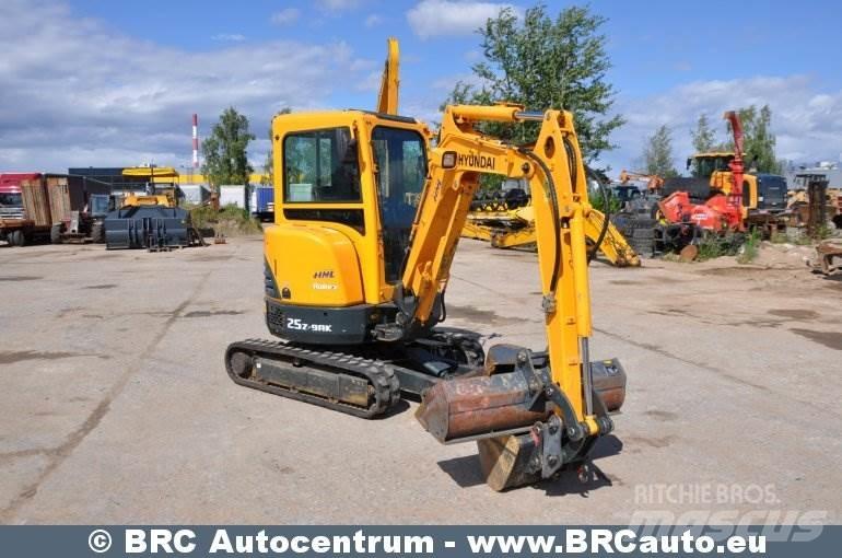 Hyundai R25Z-9AK Minigravere <7t