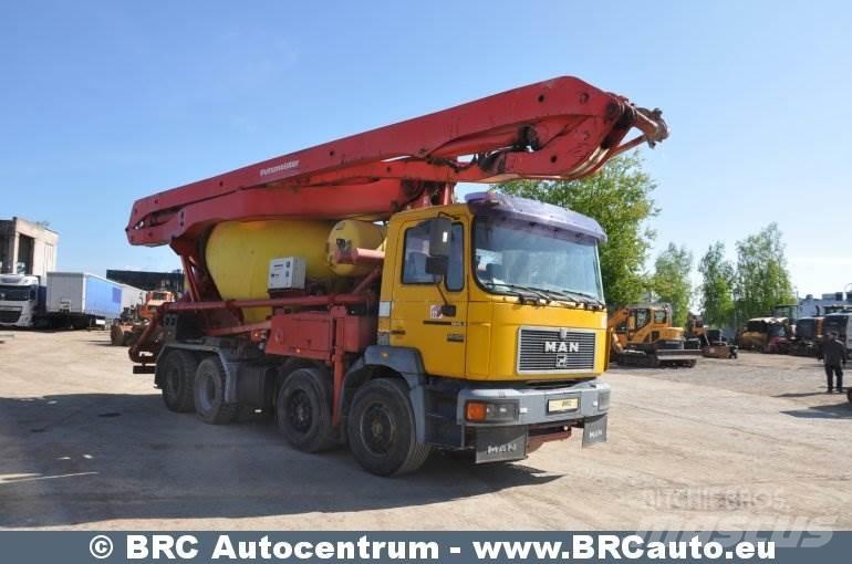 MAN 32.403 Betongbiler