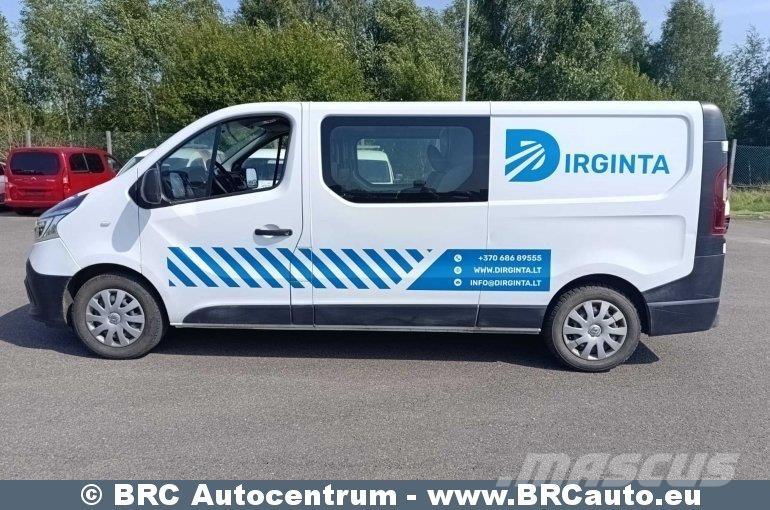 Renault Trafic Minibusser