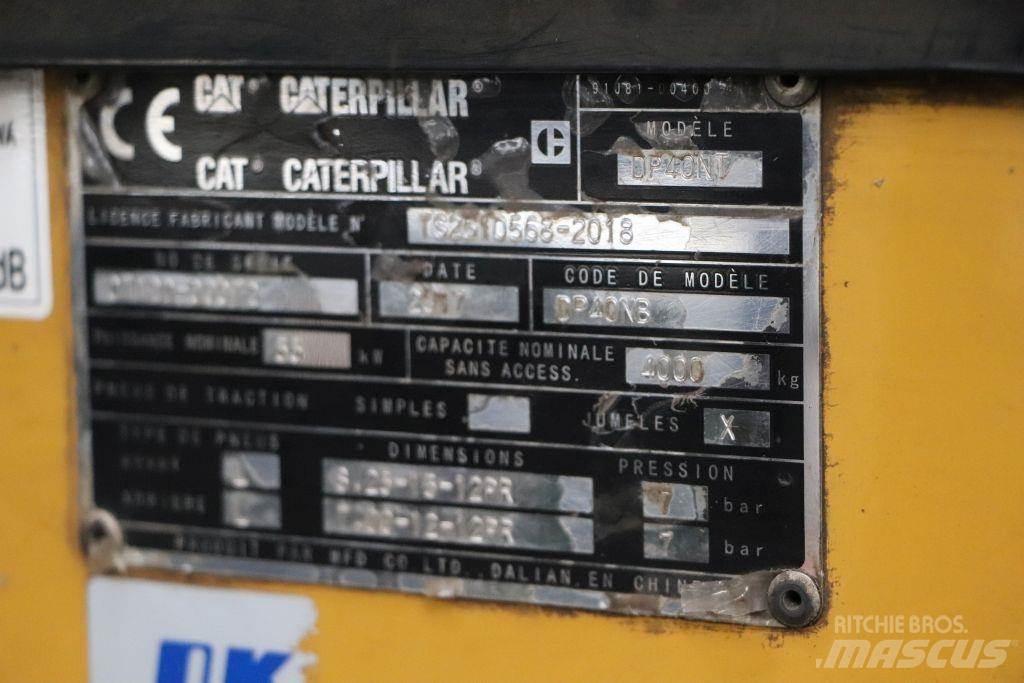 CAT DP40NT Diesel Trucker