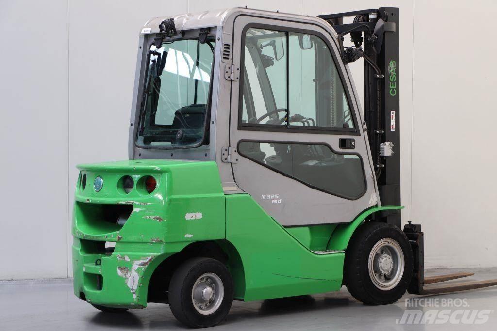 Cesab M325D Diesel Trucker