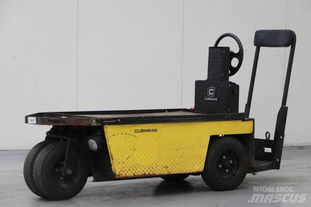 Cushman  Tauetraktor