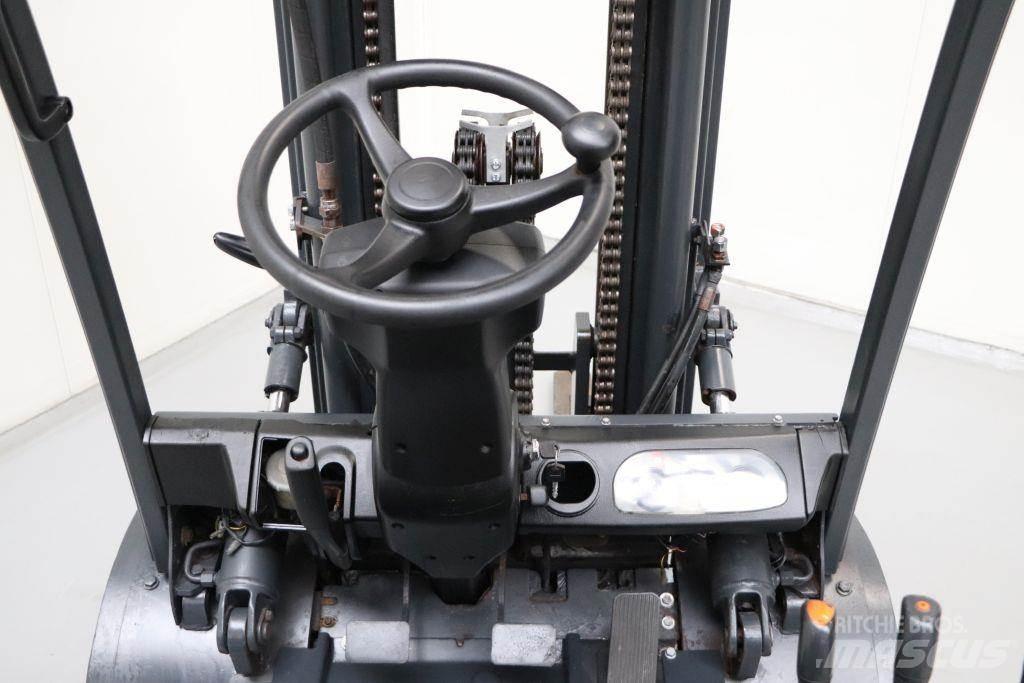 Doosan D35S Diesel Trucker