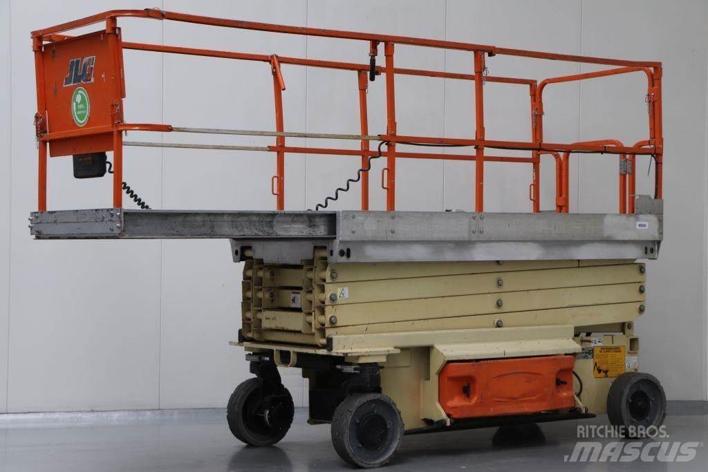 JLG 3246 ES Sakselifter