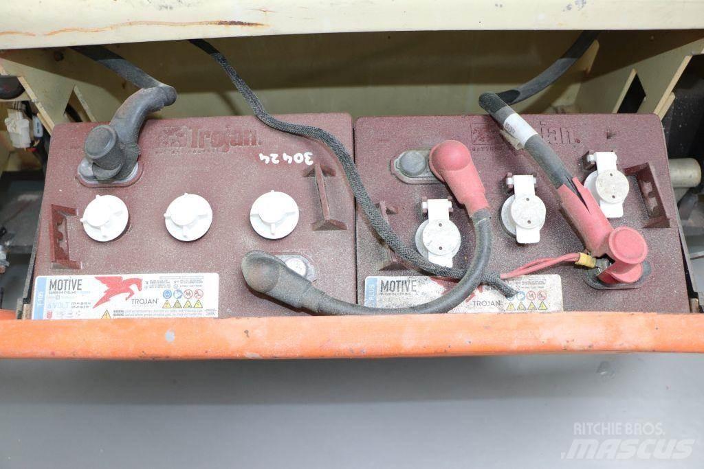 JLG 3246 ES Sakselifter