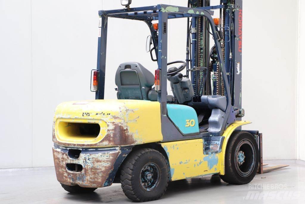 Komatsu FD30HT-12 Diesel Trucker