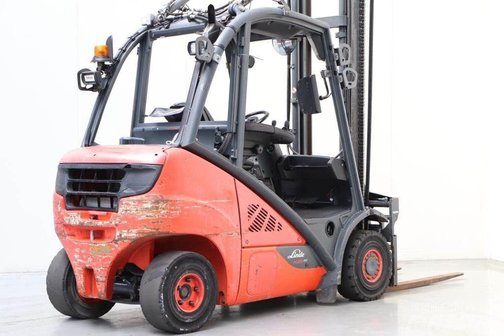 Linde H25D-02 Diesel Trucker