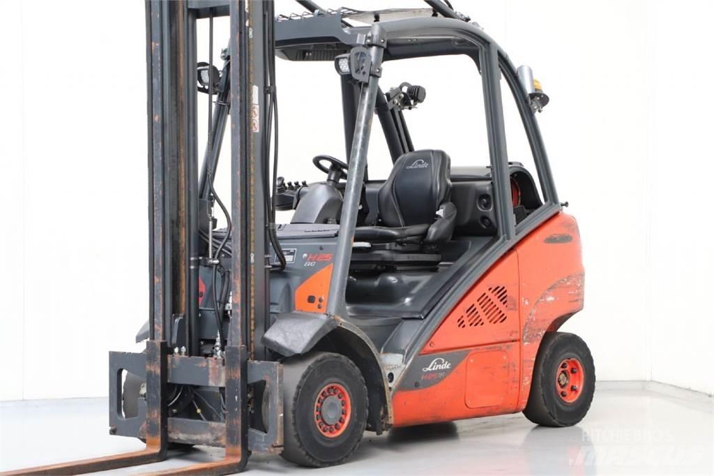 Linde H25T-02 Propan trucker