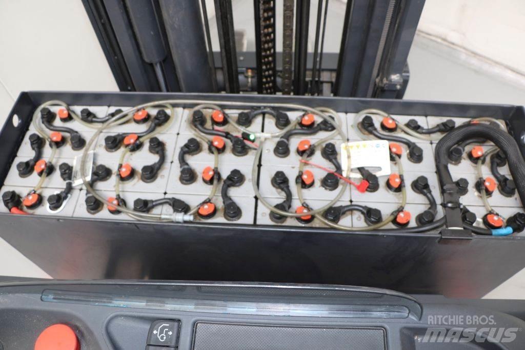 Linde R14-01 Skyvemasttruck