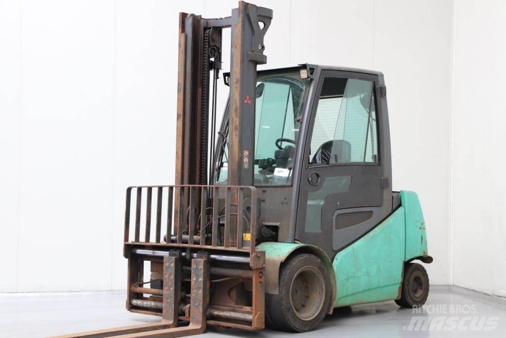 Mitsubishi FB40 2 Elektriske trucker