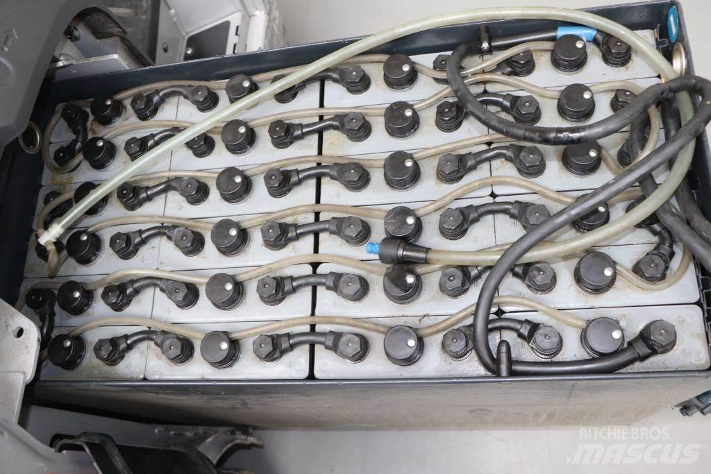 Still LTX70 Tauetraktor