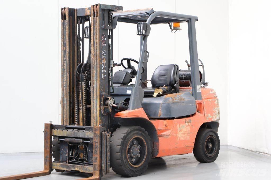 Toyota 02-7FGF30 Propan trucker