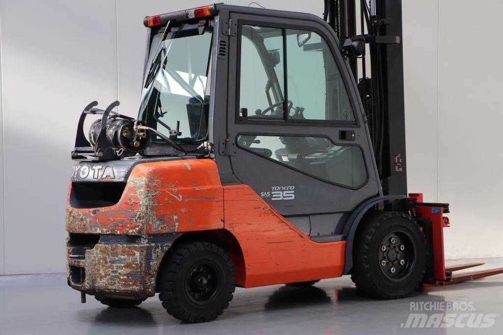 Toyota 02-8FGJF35 Propan trucker