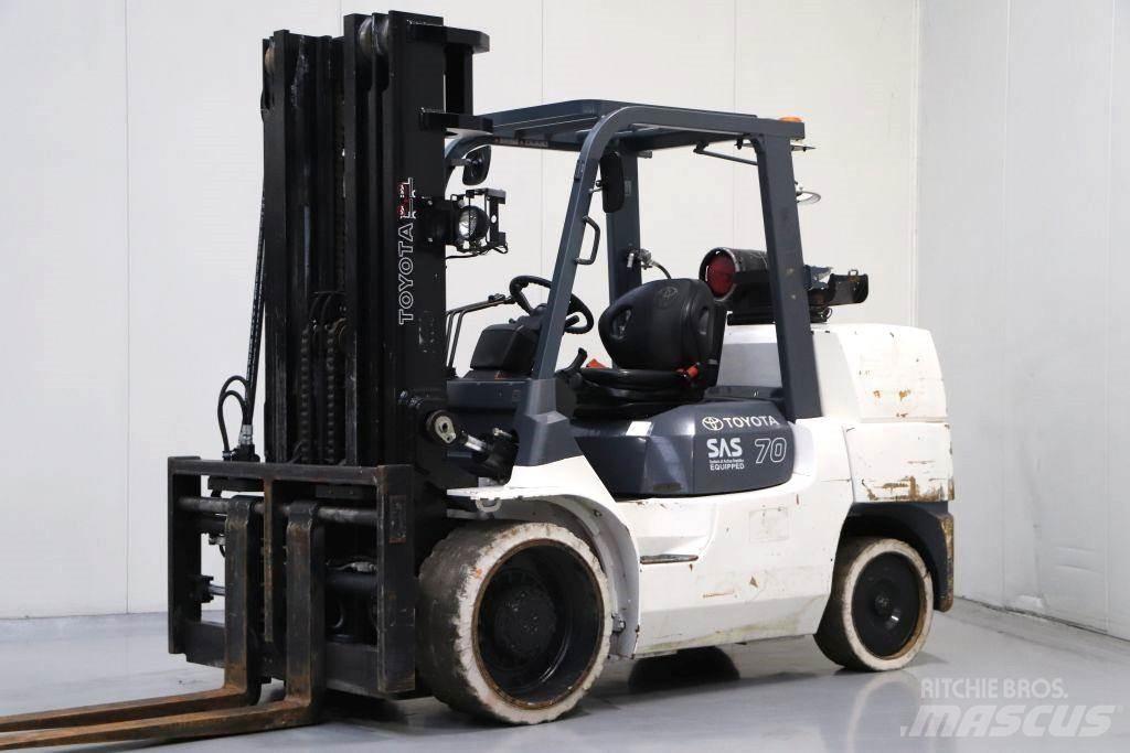 Toyota 7FGCU70 Propan trucker