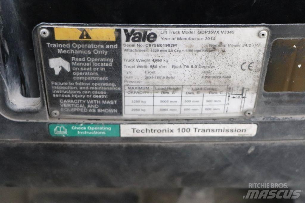Yale GDP35VX Diesel Trucker