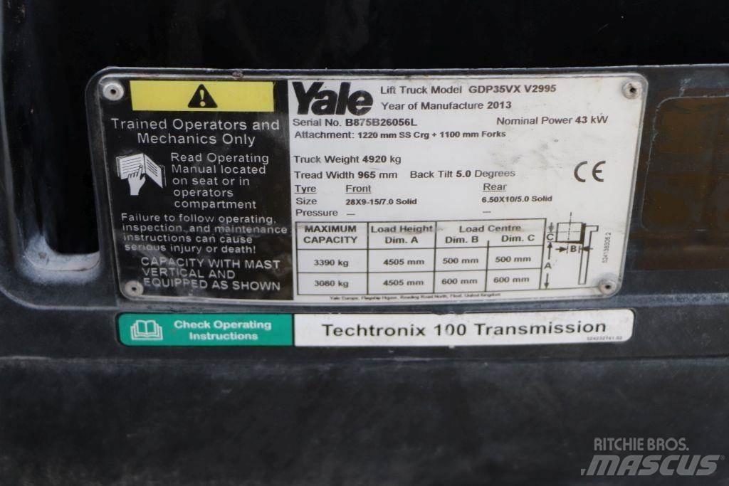 Yale GDP35VX Diesel Trucker