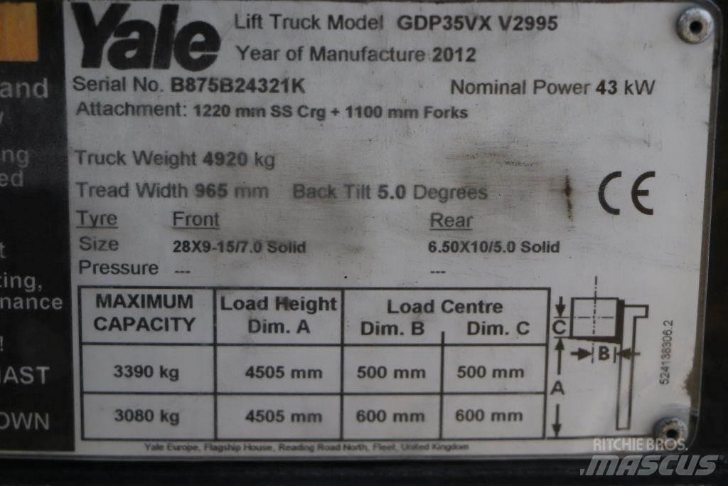Yale GDP35VX Diesel Trucker