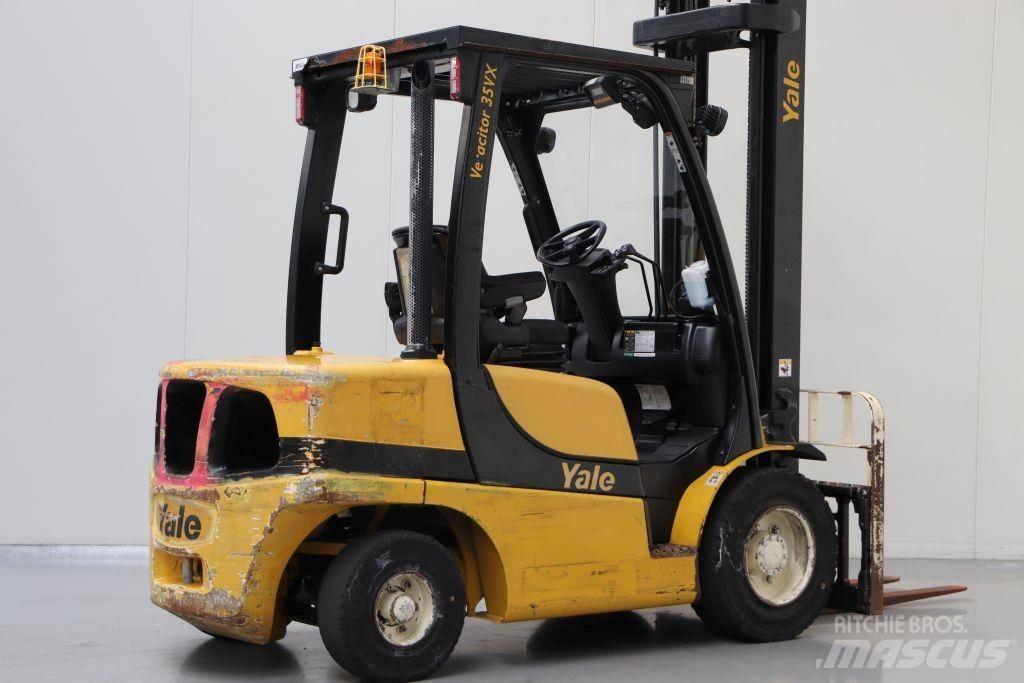 Yale GDP35VX Diesel Trucker