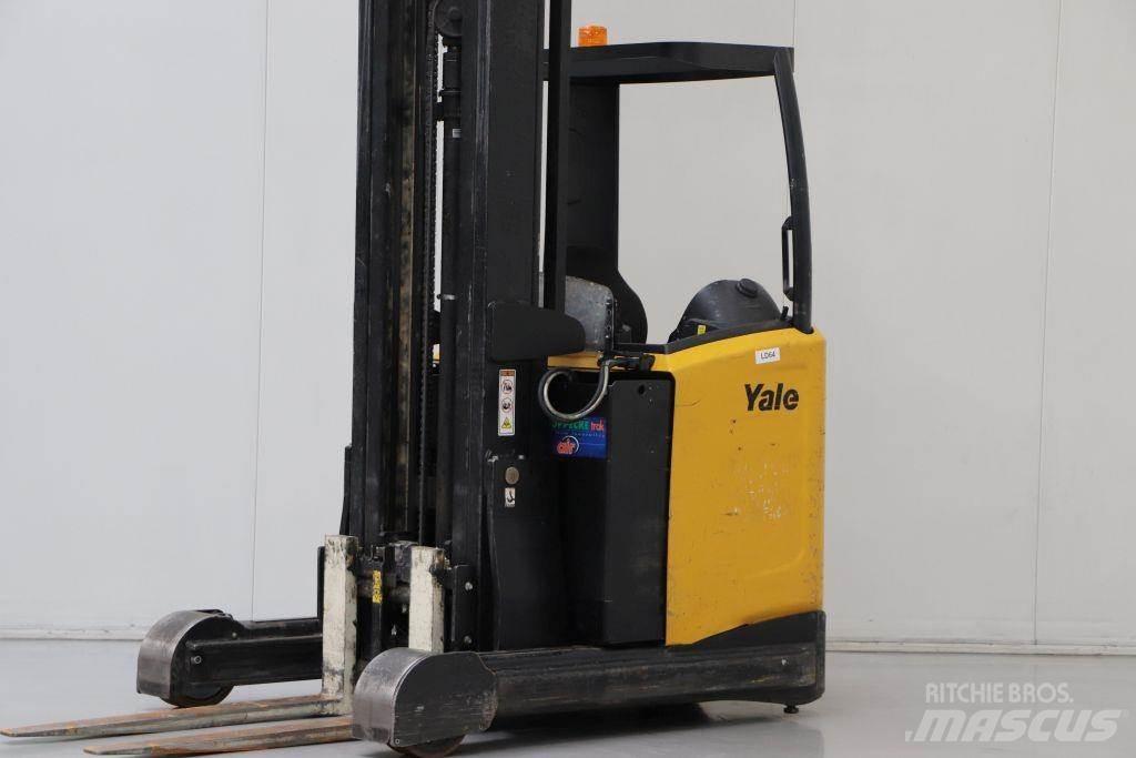 Yale MR20HD Skyvemasttruck