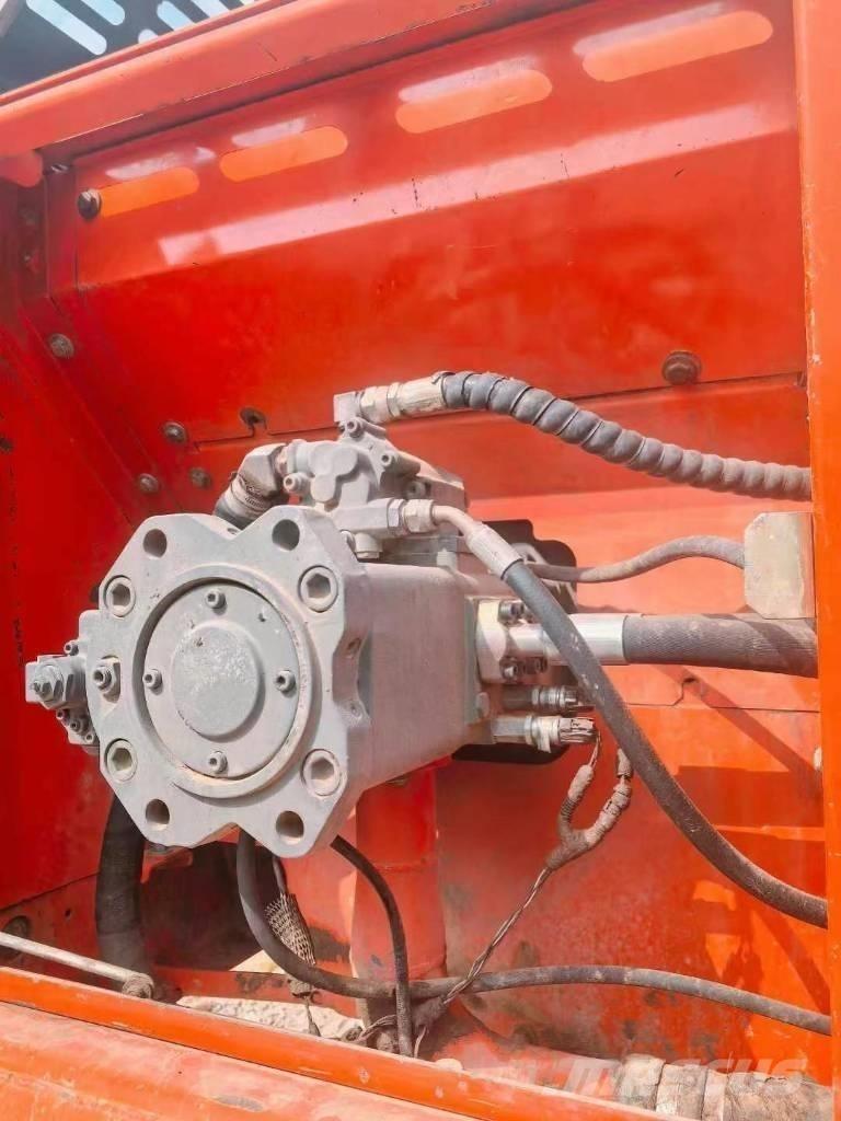 Doosan DX 260 Beltegraver