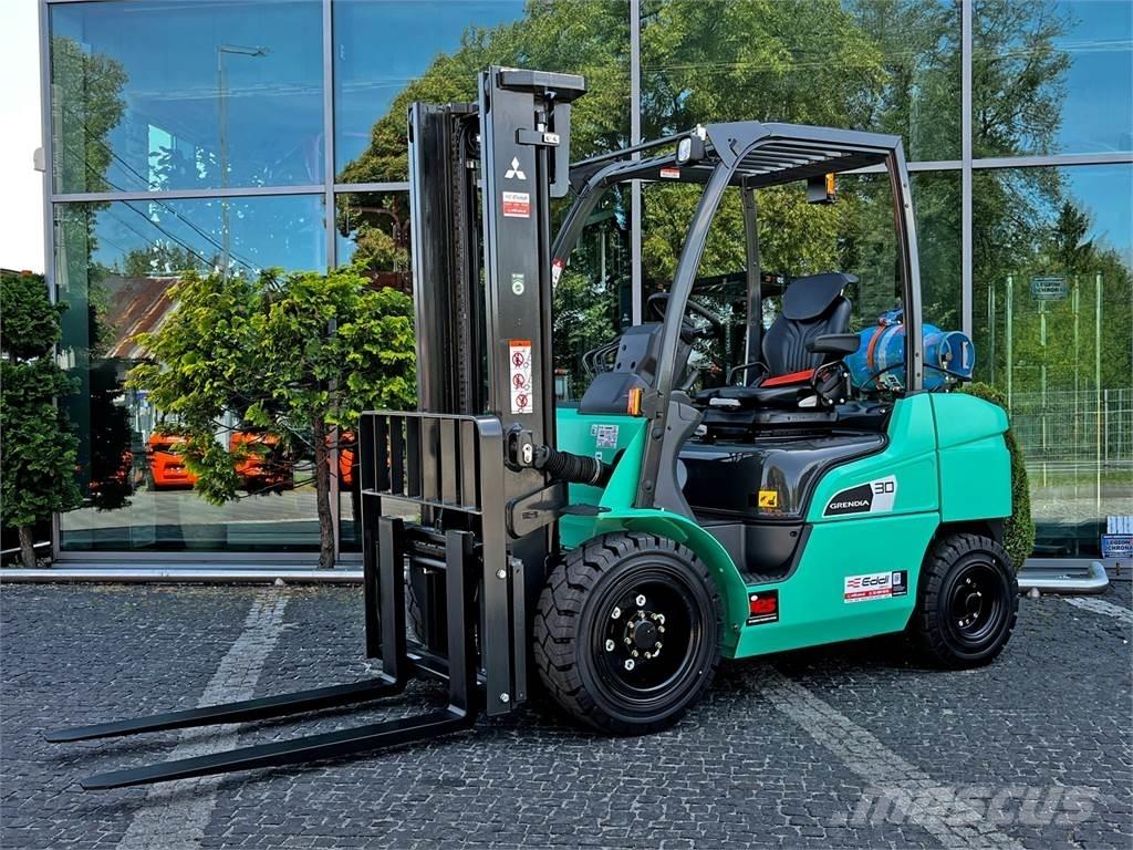 Mitsubishi FG30N Propan trucker