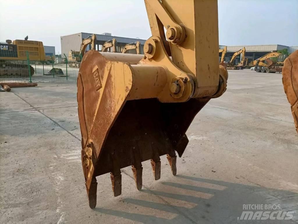 CAT 320GC Beltegraver