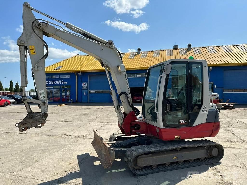 Takeuchi TB250 Minigravere <7t