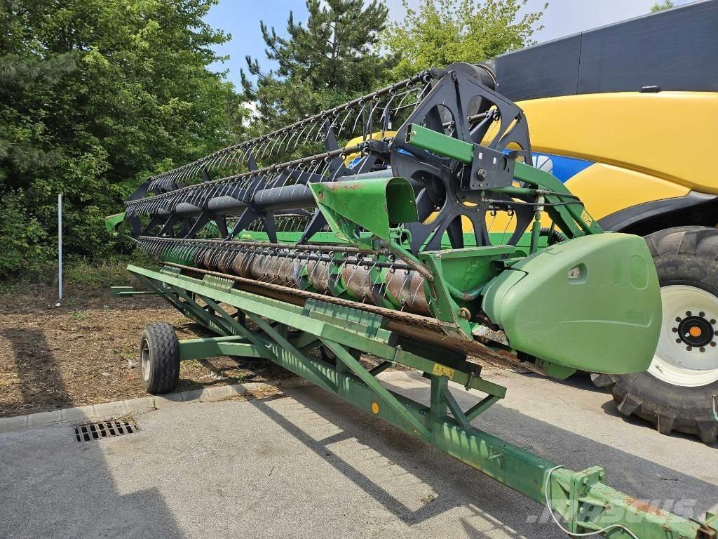 John Deere W 650 i Skurtreskere