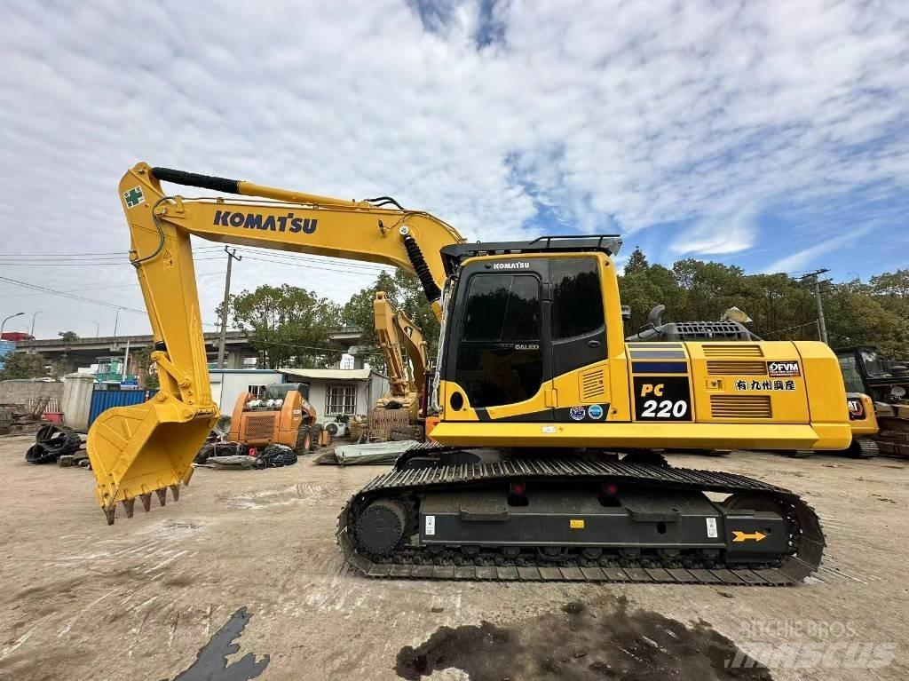 Komatsu pc220 Beltegraver